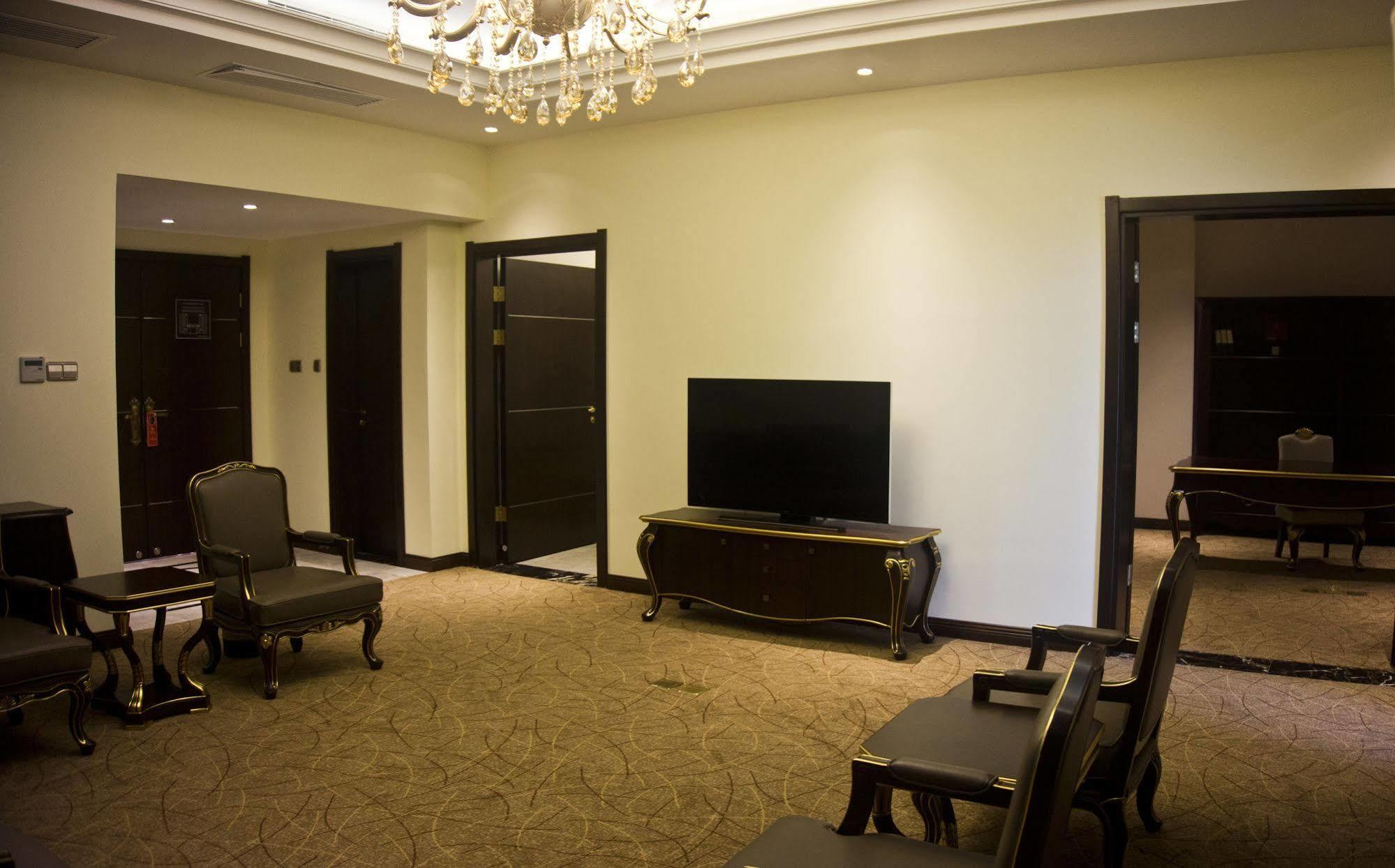 Tang Palace Hotel Accra Exteriér fotografie